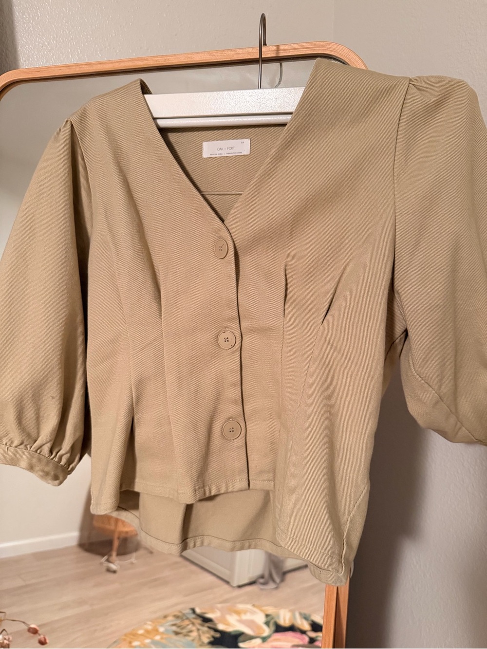 OAK + FORT Tan V-Neck Puff Sleeve Button-Front Blouse
